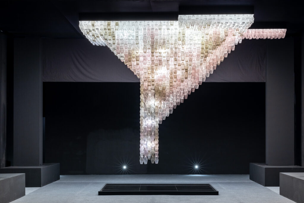Venini Luce, installation view